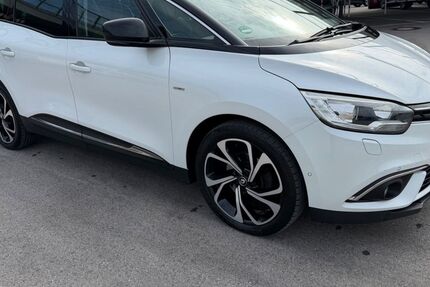 Renault Scenic 196.000 km 9.000 &euro; Rosenheim 83026