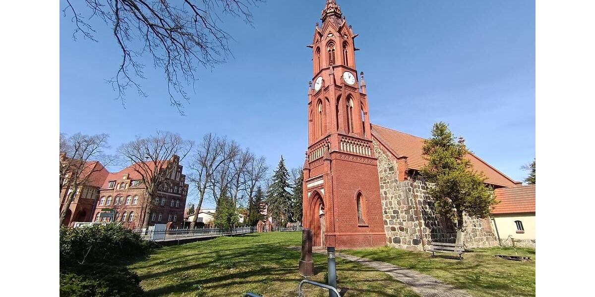 Einfamilienhaus Mittenwalde - 3 Zimmer, 332 m&sup2;, 2.324&euro; | Angebot:25858902