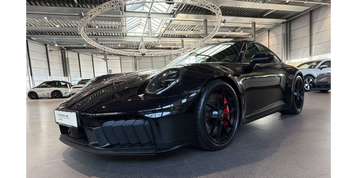 Porsche 992 5.134 km 179.790 &euro; Paderborn 33100