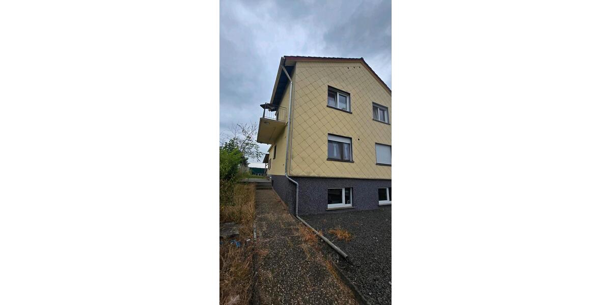 Mehrfamilienhaus, Wohnhaus Homburg - 7 Zimmer, 200 m&sup2;, 285.000&euro; | Angebot:27074884