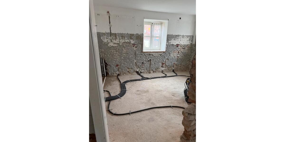 Einfamilienhaus Neustadt an der Donau - 6 Zimmer, 144 m&sup2;, 320.000&euro; | Angebot:26374037
