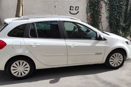 Renault Clio 126.000 km 4.500 &euro; Nürnberg 90491