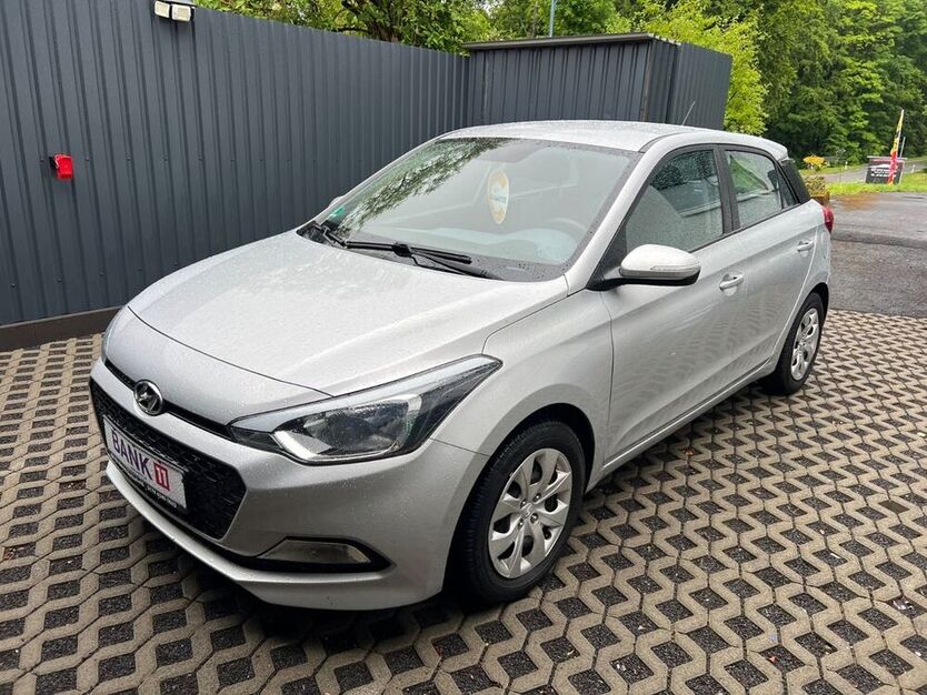 i20