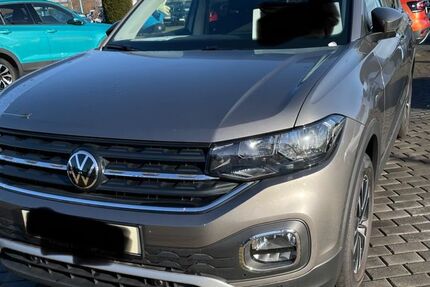 VW T-Cross 64.000 km 15.400 &euro; Recklinghausen 45663