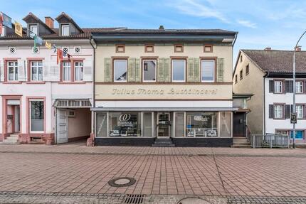 Haus Schopfheim - 10 Zimmer, 163 m&sup2;, 725.000&euro; | Angebot:26068852