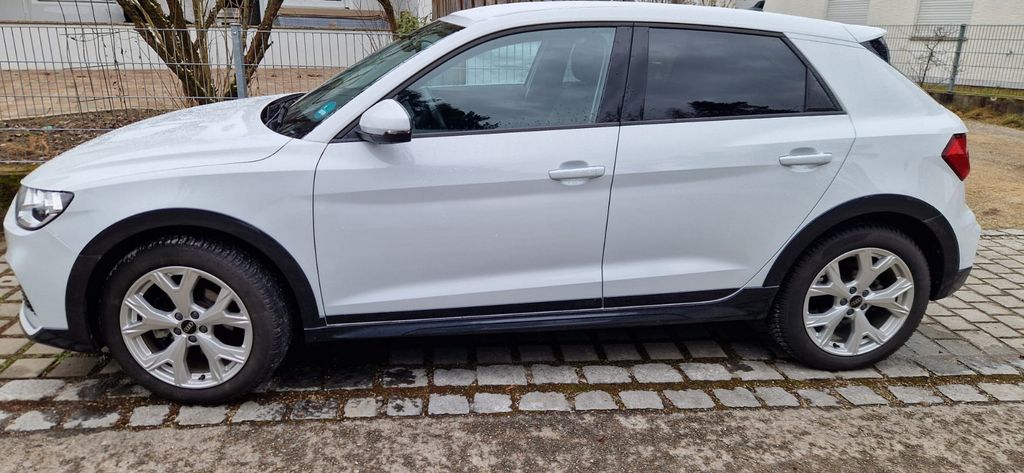 Audi A1 17.000 km 20.900 &euro; Schrobenhausen 86529