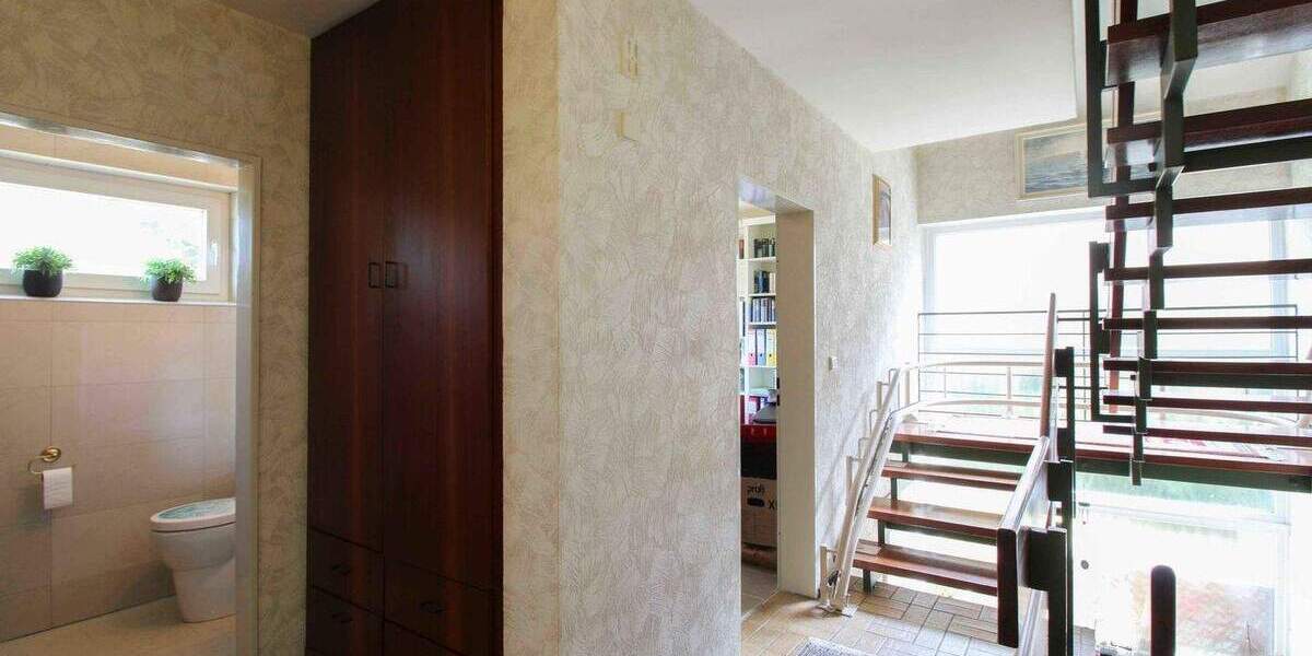 Einfamilienhaus Burg (Dithmarschen) - 6 Zimmer, 171 m&sup2;, 360.000&euro; | Angebot:25155985