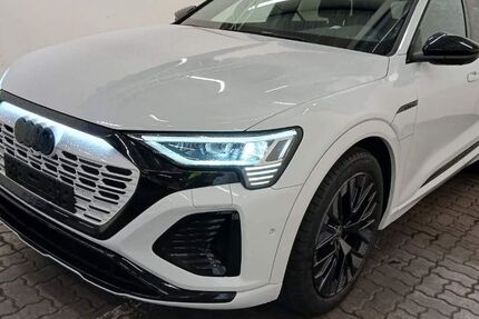 Audi Q8 e-tron 91.799 km 46.880 &euro; Velen 46342