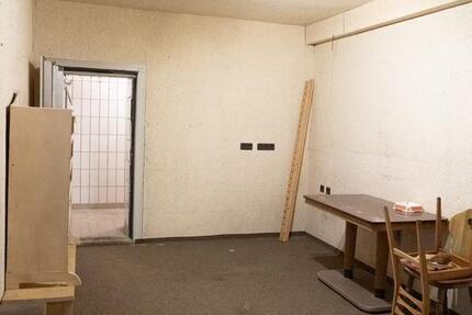 Lagerräume in Dahlbruch, ~80qm - 4 Räume inkl Starkstrom & WC zimmer