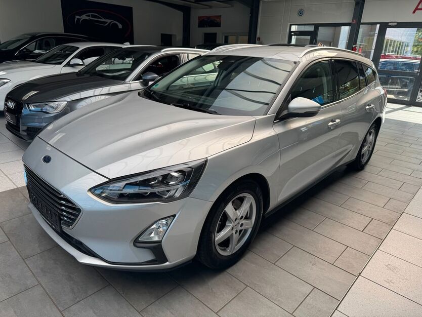 Ford Focus 175.000 km 9.950 € Detmold 32758