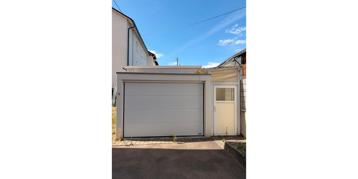 Etagenwohnung Villingen-Schwenningen Schwenningen - 2.5 Zimmer, 88 m&sup2;, 230.000&euro; | Angebot:27003088
