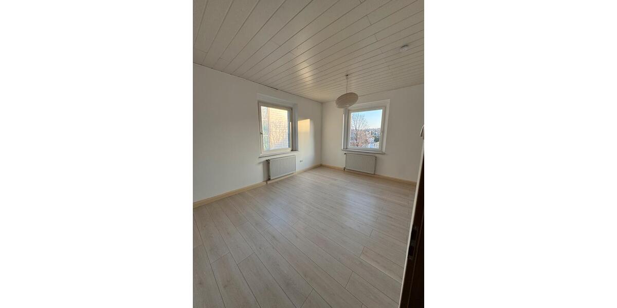 Erdgeschoßwohnung Bad Steben - 3 Zimmer, 95 m&sup2;, 600&euro; | Angebot:26614890