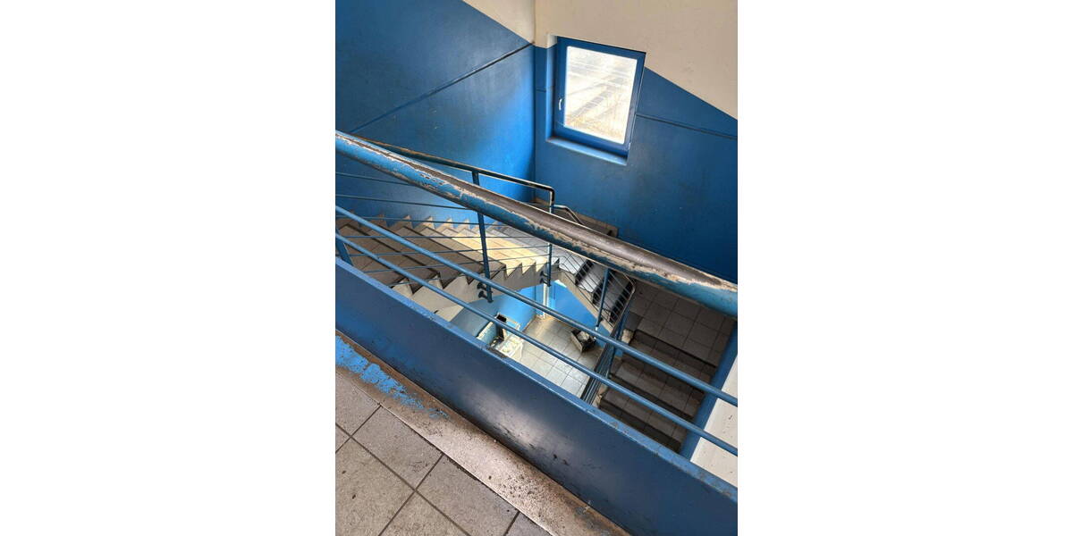 Ehemalige -Fabrik -Produktions- oder Entwicklungsobjekt an der B229 in Lüdenscheid zimmer