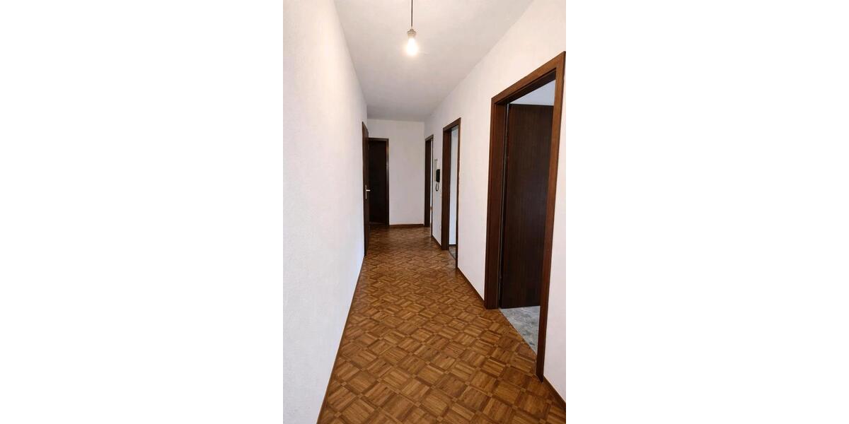 Etagenwohnung Bad Mergentheim - 3 Zimmer, 78 m&sup2;, 185.000&euro; | Angebot:26794852