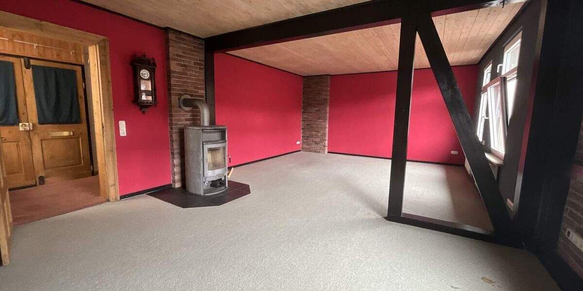 Etagenwohnung Eschwege - 6 Zimmer, 160 m&sup2;, 160.000&euro; | Angebot:25191191