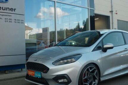 Ford Fiesta 38.000 km 19.950 € Palling 83349