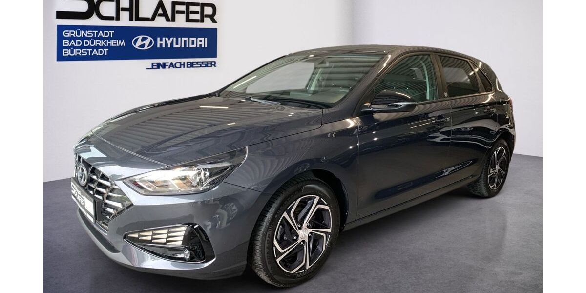 Hyundai i30 54.265 km 15.980 &euro; Bad Dürkheim 67098