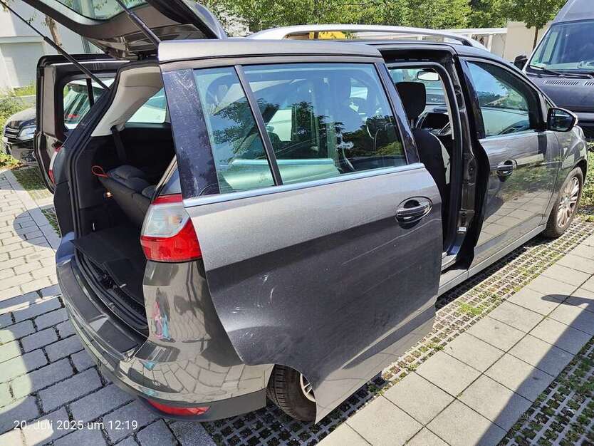 Ford C-Max 96.800 km 11.500 € Tutzing 82327