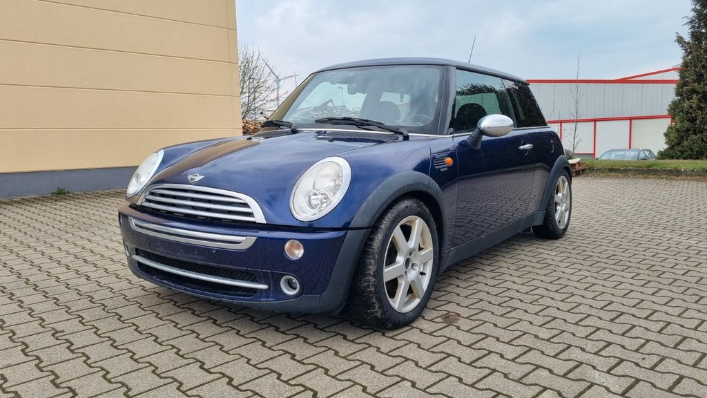 Mini ONE 183.088 km 1.499 &euro; Tanna 07922