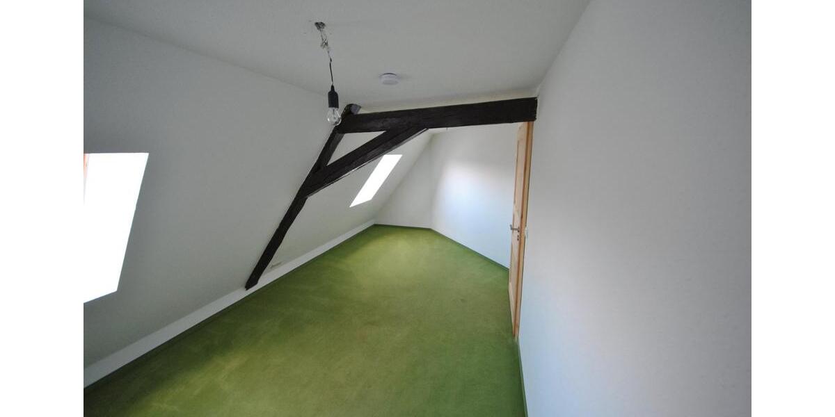 Dachgeschoßwohnung Bischofswerda - 2 Zimmer, 60 m&sup2;, 410&euro; | Angebot:26394896