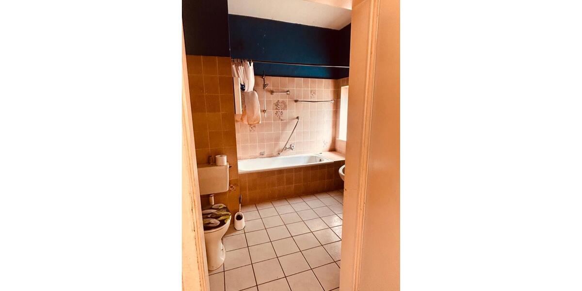 Etagenwohnung Hameln - 4 Zimmer, 102 m&sup2;, 168.000&euro; | Angebot:27094290