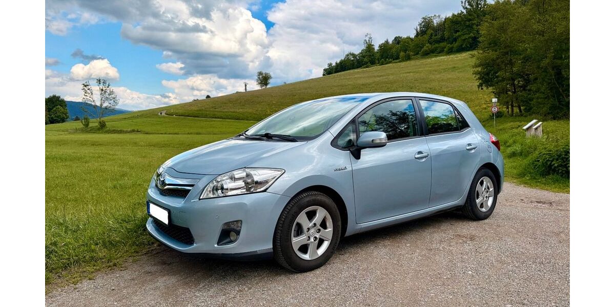Toyota Auris 168.700 km 7.900 &euro; Freiburg im Breisgau 79117