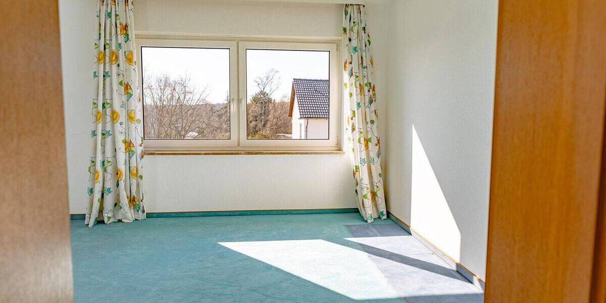Reihenendhaus Kronberg - 6 Zimmer, 185 m&sup2;, 890.000&euro; | Angebot:26355993