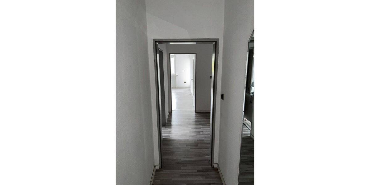 Etagenwohnung Detmold Innenstadt - 3 Zimmer, 81 m&sup2;, 900&euro; | Angebot:26820154