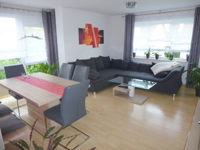 Gepflegte 3-Zimmer Wohnung m. großem Balkon! - Etagenwohnung Langenbrettach | Angebot:26557723