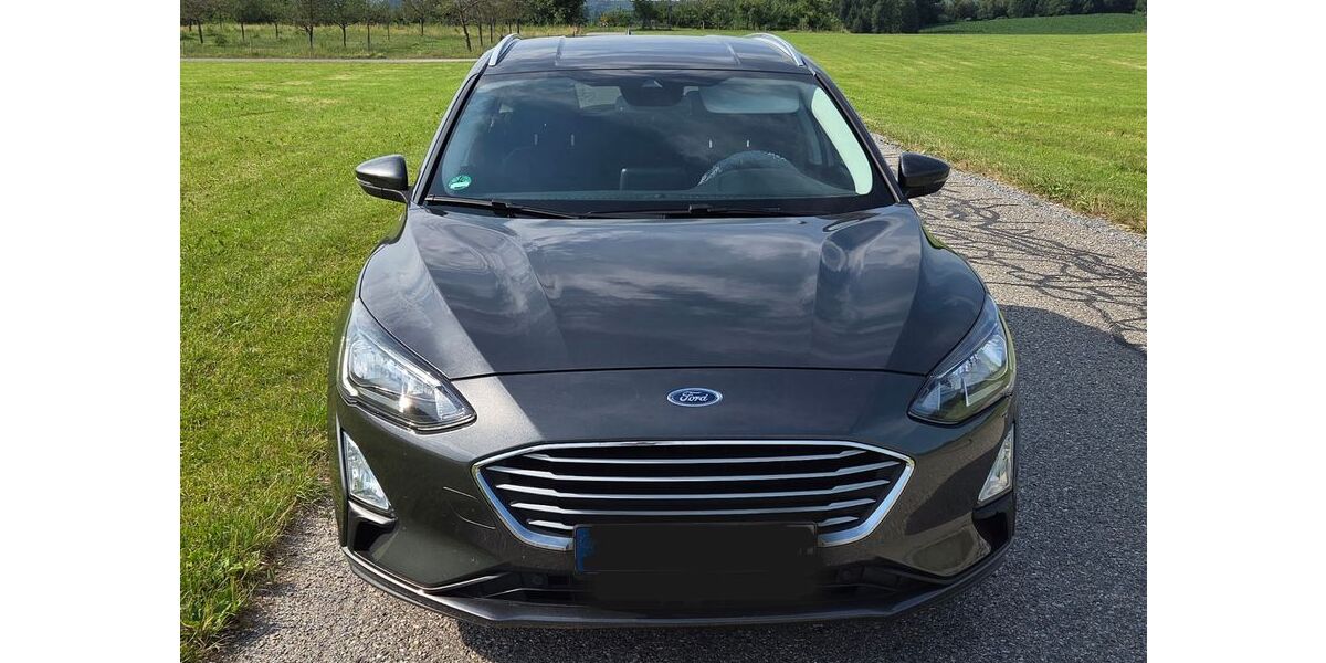 Ford Focus 53.100 km 11.800 &euro; Riedering 83083