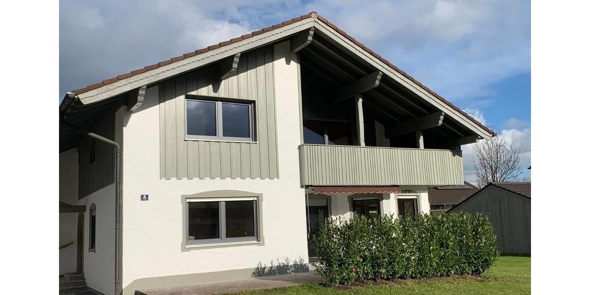 Dachgeschoßwohnung Piding - 3.5 Zimmer, 106 m&sup2;, 1.250&euro; | Angebot:25261201