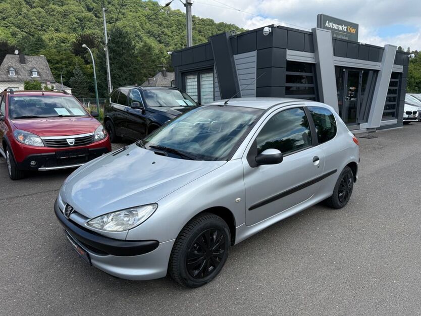 Peugeot 206 165.802 km 2.499 € Trier 54294