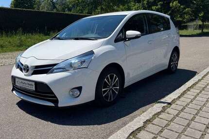 Toyota Verso 82.000 km 11.890 &euro; Pfaffenhofen 85276