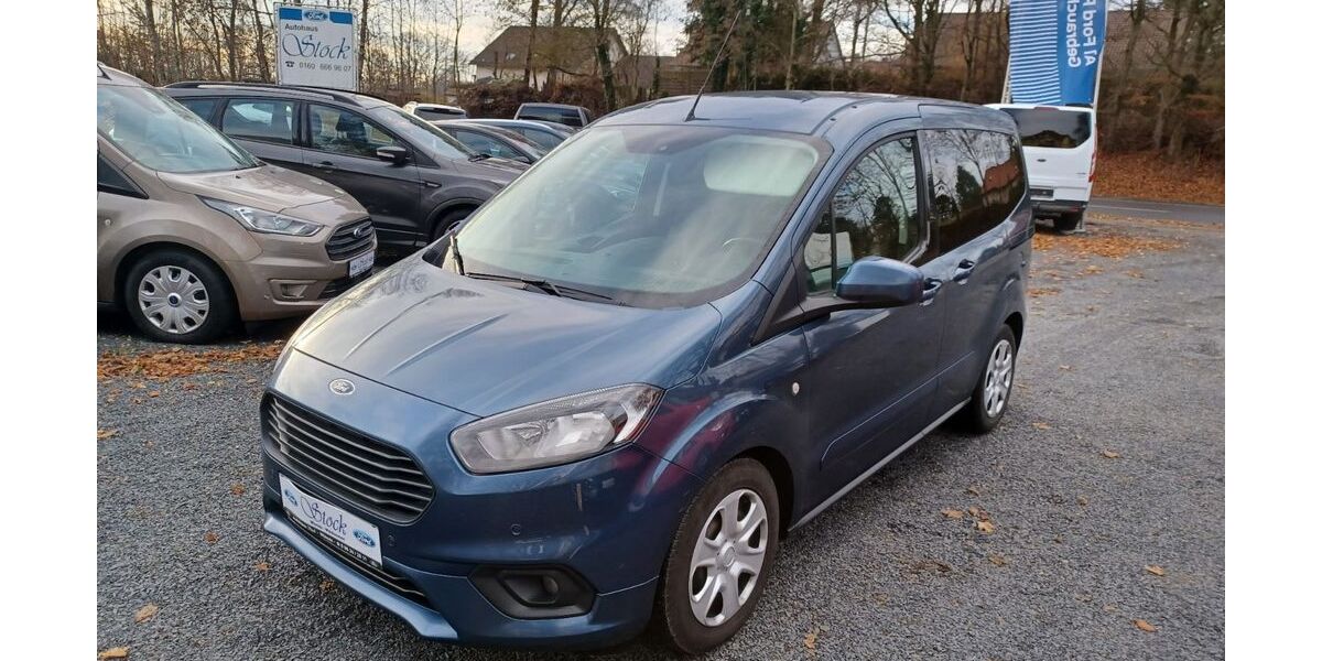 Ford Tourneo Courier 94.500 km 12.990 &euro; Wiesau 95676