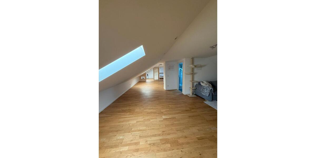 Etagenwohnung Traunreut Irsing - 6 Zimmer, 150 m&sup2;, 450.000&euro; | Angebot:26552015