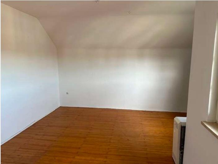 Etagenwohnung Kempten (Allgäu) - 5 Zimmer, 118 m&sup2;, 1.600&euro; | Angebot:26400487