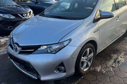 Toyota Auris 190.000 km 6.990 &euro; Stelle 21435