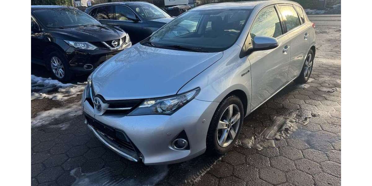 Toyota Auris 190.000 km 6.990 &euro; Stelle 21435