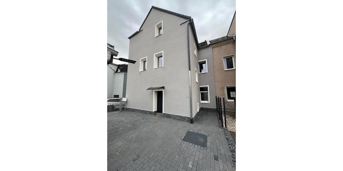 Mehrfamilienhaus, Wohnhaus Wilkau-Haßlau Haßlau - 9 Zimmer, 300 m&sup2;, 435.000&euro; | Angebot:26415828
