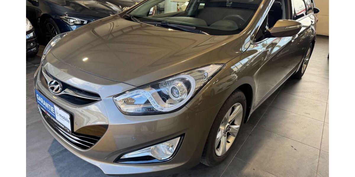 Hyundai i40 136.000 km 8.490 &euro; Ludwigshafen am Rhein 67059