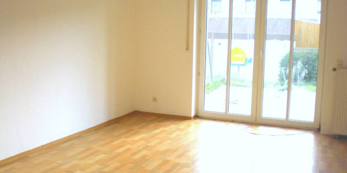 Etagenwohnung Maxhütte-Haidhof Maxhütte - 3 Zimmer, 86 m&sup2;, 670&euro; | Angebot:26595807