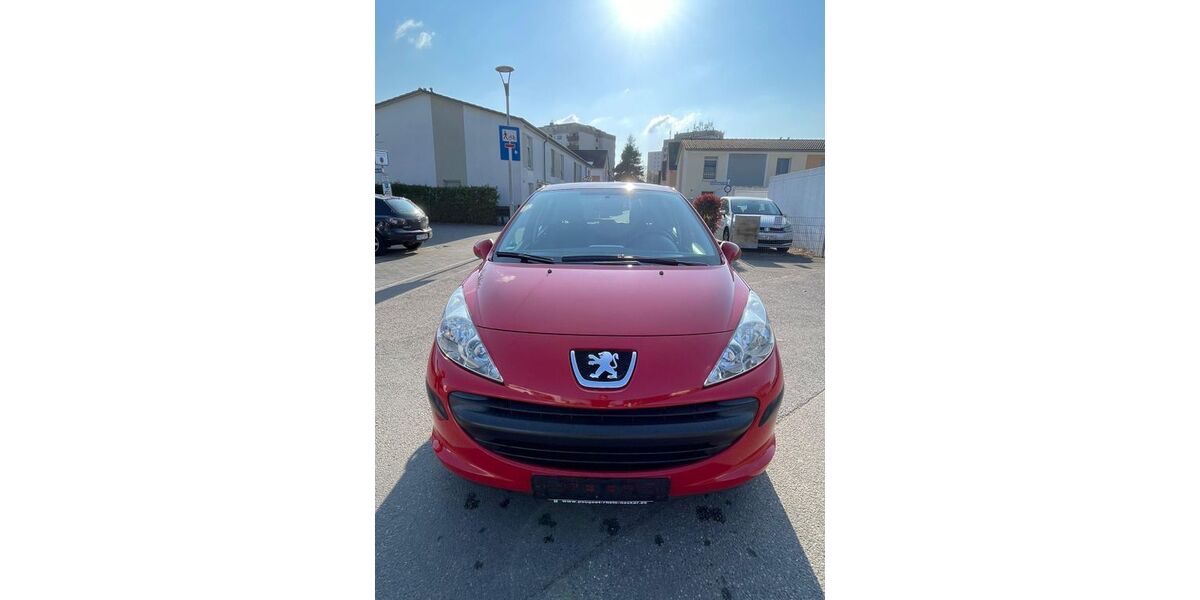 Peugeot 207 110.000 km 4.200 &euro; Leimen 69181