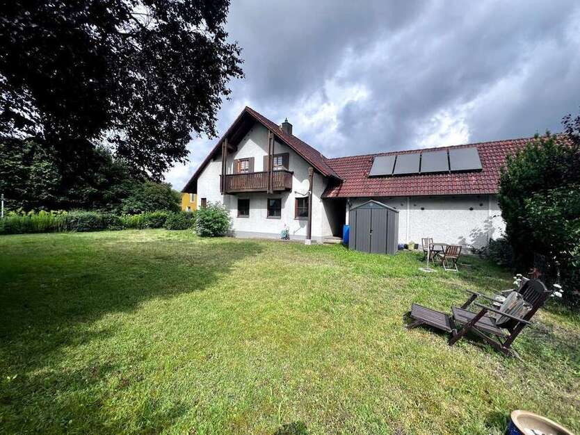 Wohnung zum Mieten in Regenstauf 650 € 82 m²