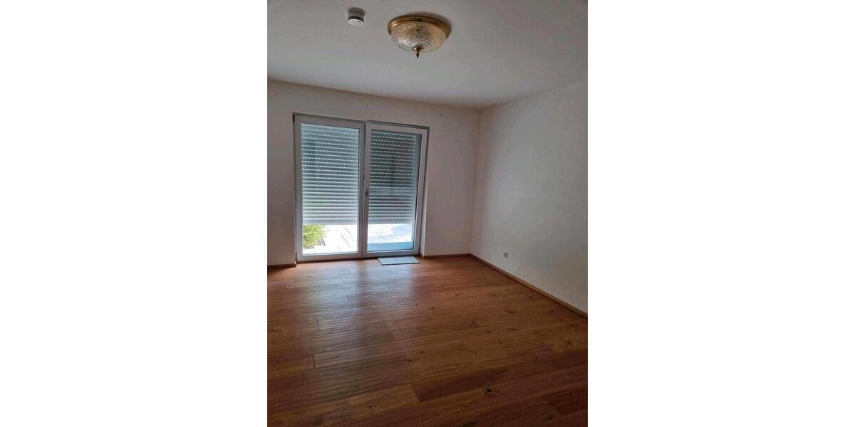 Terrassenwohnung Tüßling - 4 Zimmer, 117 m&sup2;, 449.000&euro; | Angebot:27134950