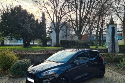 Ford Fiesta 69.300 km 14.800 € Meckenheim 53340