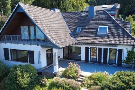 Haus zum Kaufen in Bad Karlshafen 449.000 € 216.64 m² 5 zimmer