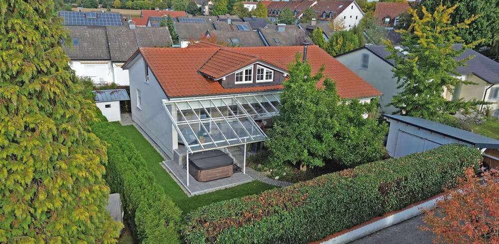 Haus zum Kaufen in Altötting 790.000 € 207 m² 7 zimmer