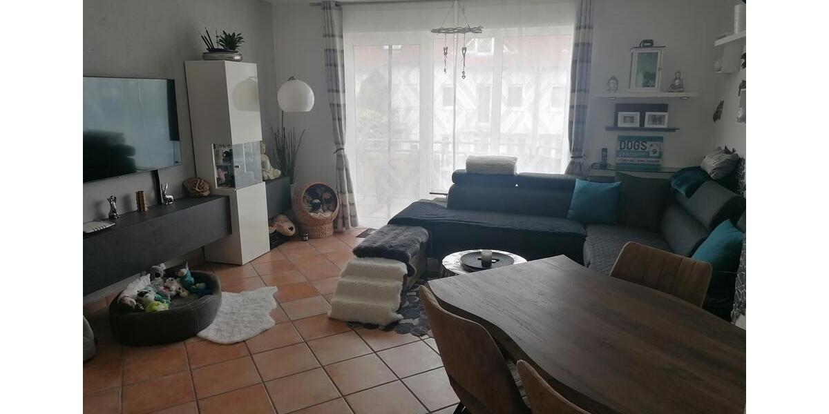 Ruhige, hochwertige 2-Zi.-Whg. in Südlage, 2 Balkone + Stellplatz 2 zimmer