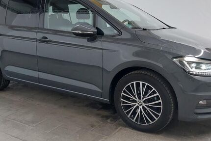 VW Touran 49.000 km 31.118 &euro; Greiz 07973