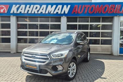Ford Kuga 98.000 km 11.999 &euro; Osnabrück 49090